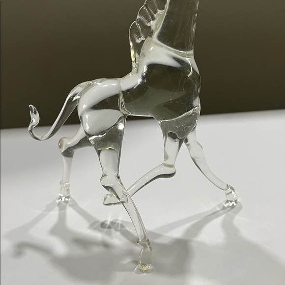 Glass Giraffe - Picture 3 of 6